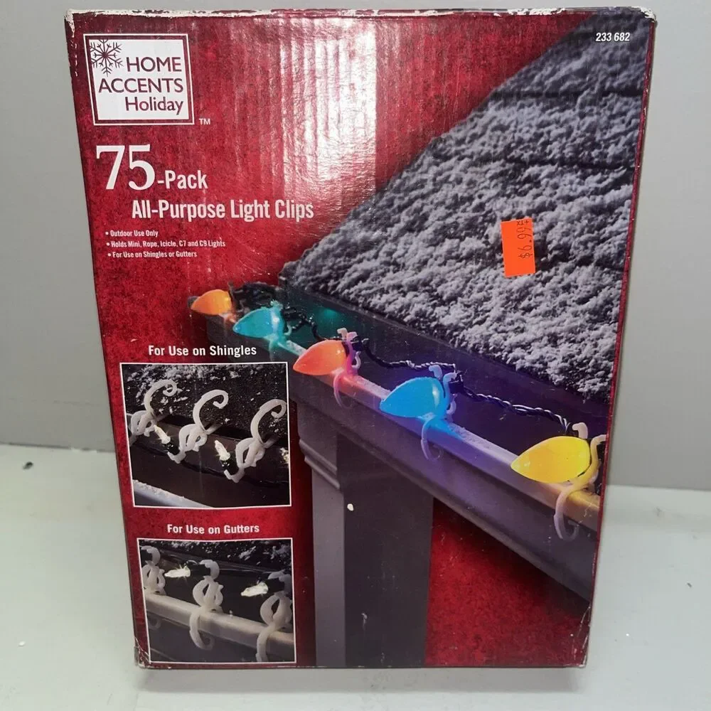 Home Accents Holiday 75-Pack All Purpose Light Clips New in box 233 682
